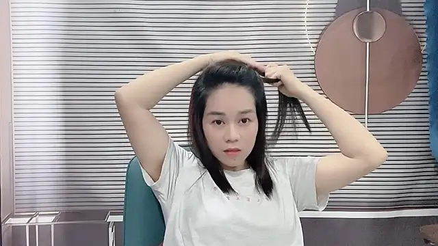 Snapshot of Sherry-asia chatting on 06/13/26, 01:14 Sherry-asia online show from 06/13/26, 01:14