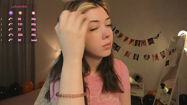 Vanessa Walters online show from 10/25/25, 03:03