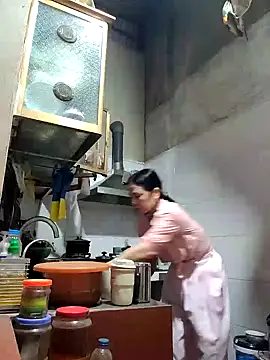Tinease online show from 03/19/25, 10:20