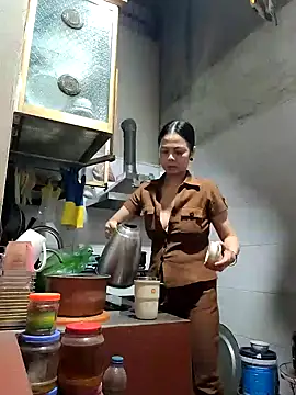 Tinease online show from 03/21/25, 10:28