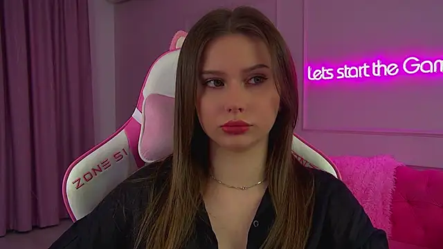 DianaVert online show from 11/26/25, 12:39