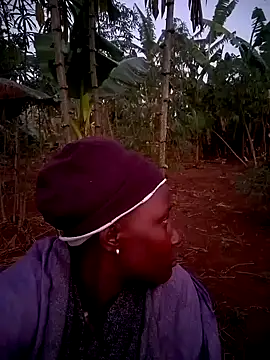 Snapshot of Sherry_she chatting on 02/20/25, 03:45 Sherry she online show from 02/20/25, 03:45