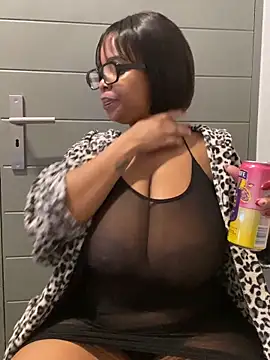 Saggy areola95 online show from 06/14/26, 09:22
