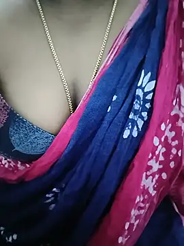 Snapshot of tamil_subha69 chatting on 07/25/26, 06:49 tamil subha69 online show from 07/25/26, 06:49