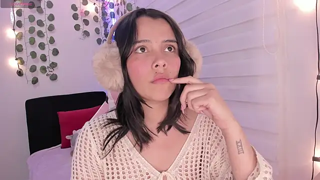 moonliiiight1 online show from 01/25/25, 12:17