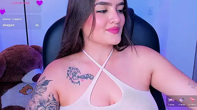 Snapshot of ellarosee_ chatting on 12/03/25, 06:06 ellarosee online show from 12/03/25, 06:06