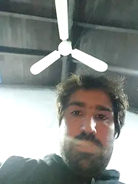 Snapshot of cum_sexydick chatting on 10/19/25, 04:13 cum sexydick online show from 10/19/25, 04:13