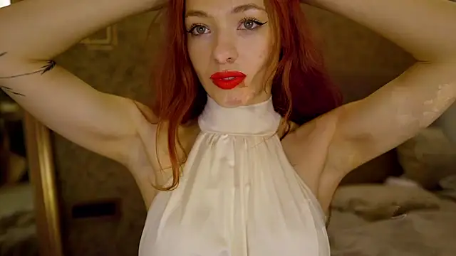 MiaRouge online show from 05/15/26, 11:45