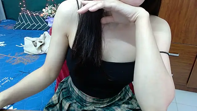 Snapshot of Cindy--Cici chatting on 02/17/25, 07:26 Cindy--Cici online show from 02/17/25, 07:26