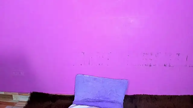 jade brunnette online show from 12/22/24, 11:09