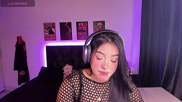 Mariana Hasper  online show from 10/19/25, 03:18