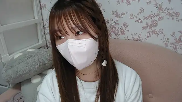 mei hosina online show from 05/22/26, 03:50