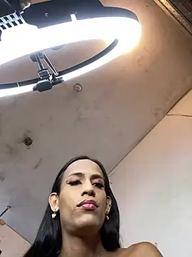 AlexaWarner online show from 05/23/26, 11:09
