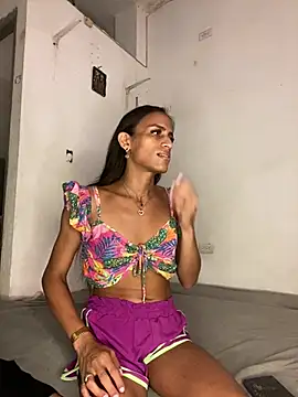 AlexaWarner online show from 05/26/26, 01:12