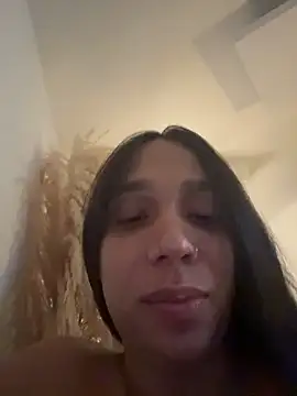 salome cortes26 online show from 10/31/25, 02:56