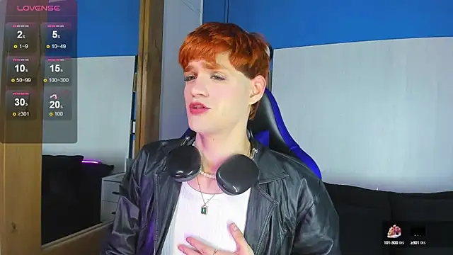 Snapshot of VladHellsing4 chatting on 09/13/25, 02:28 VladHellsing4 online show from 09/13/25, 02:28