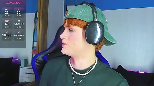 Snapshot of VladHellsing4 chatting on 09/21/25, 03:24 VladHellsing4 online show from 09/21/25, 03:24