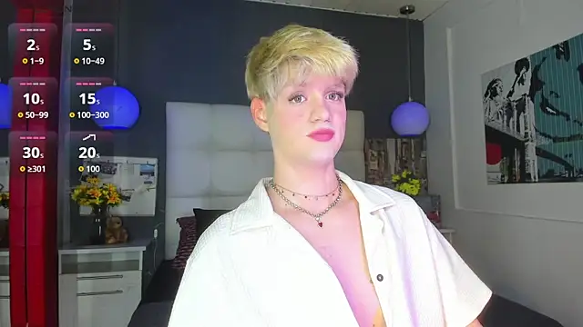 Snapshot of VladHellsing4 chatting on 11/27/25, 02:41 VladHellsing4 online show from 11/27/25, 02:41