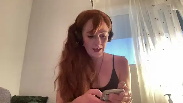 Snapshot of maythegr8ness chatting on 03/07/25, 02:12 maythegr8ness online show from 03/07/25, 02:12