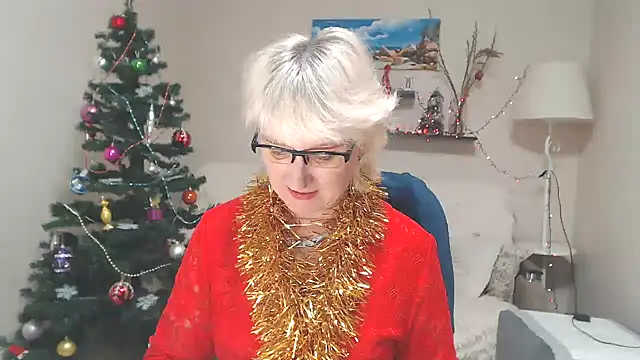 Snapshot of FleurMays chatting on 01/04/25, 07:45 FleurMays online show from 01/04/25, 07:45