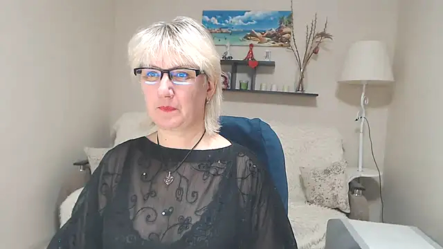 Snapshot of FleurMays chatting on 01/19/25, 10:17 FleurMays online show from 01/19/25, 10:17