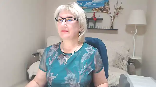 Snapshot of FleurMays chatting on 01/30/25, 02:49 FleurMays online show from 01/30/25, 02:49