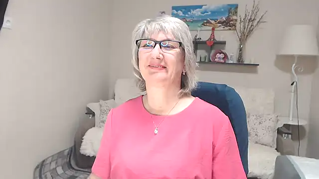 FleurMays online show from 11/11/25, 09:42