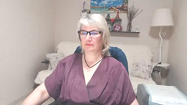 FleurMays online show from 06/06/26, 04:50