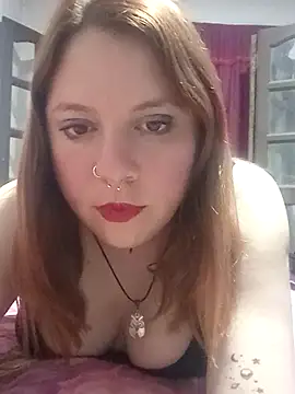 Snapshot of melanieagus31 chatting on 10/22/25, 03:40 melanieagus31 online show from 10/22/25, 03:40