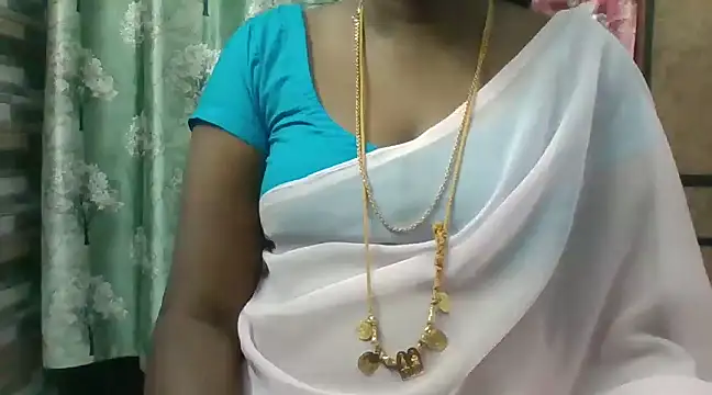 Snapshot of Hot_akshara chatting on 12/09/24, 11:34 Hot akshara online show from 12/09/24, 11:34