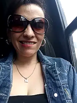 Milenahot 69  online show from 12/17/24, 09:16