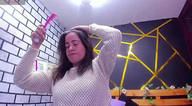 kathina giraldo online show from 12/06/24, 12:38