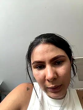 Snapshot of SofiaG_ chatting on 09/20/25, 06:31 SofiaG  online show from 09/20/25, 06:31