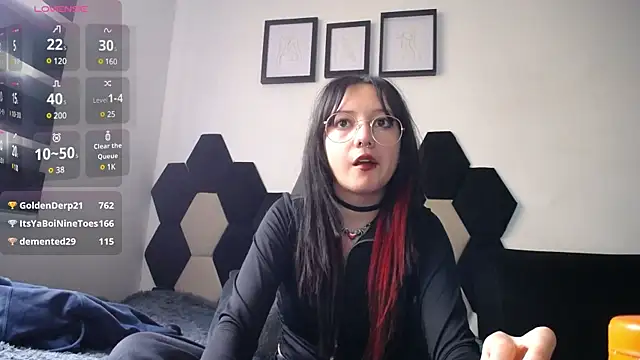 Maki Zein online show from 01/08/25, 07:13