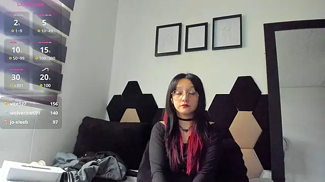 Maki Zein online show from 01/28/25, 04:30