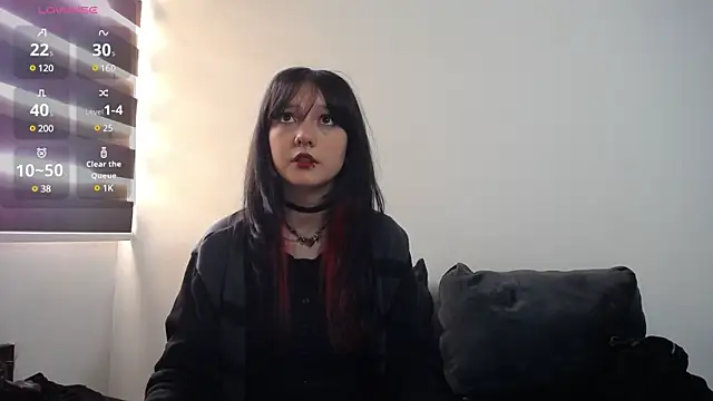 Maki Zein online show from 02/11/25, 01:20