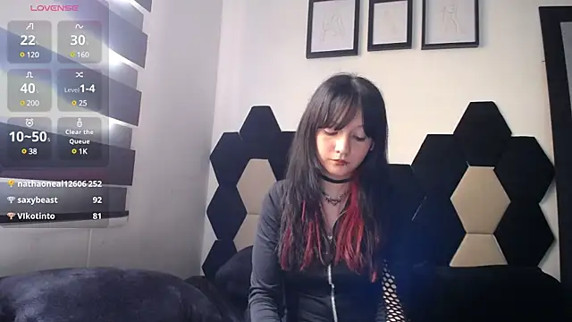 Maki Zein online show from 02/14/25, 04:20