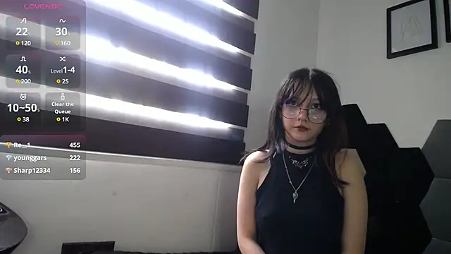 Maki Zein online show from 03/05/25, 06:12