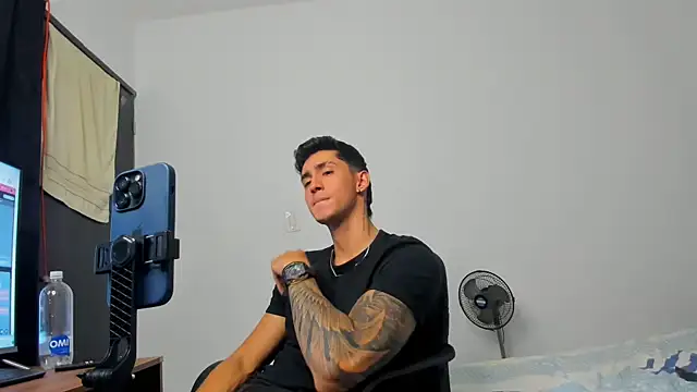 OliverBennet online show from 01/08/25, 01:53
