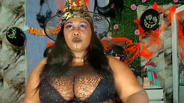 Snapshot of ebony_544 chatting on 11/01/25, 03:19 ebony 544 online show from 11/01/25, 03:19