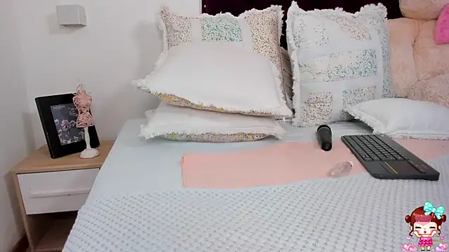 khloe cutee online show from 12/11/24, 01:37