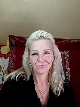 CassandraSandra44 online show from 02/02/25, 09:19