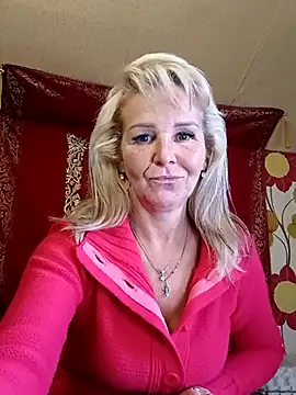 CassandraSandra44 online show from 02/25/25, 08:47
