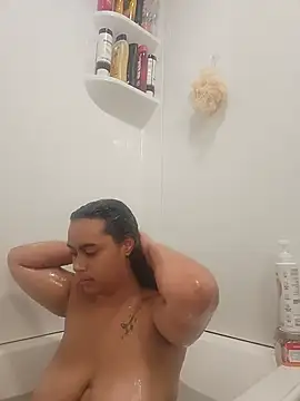 cinnaminnie online show from 07/30/26, 03:55