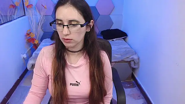 CharloteTaylor  online show from 12/18/24, 07:15