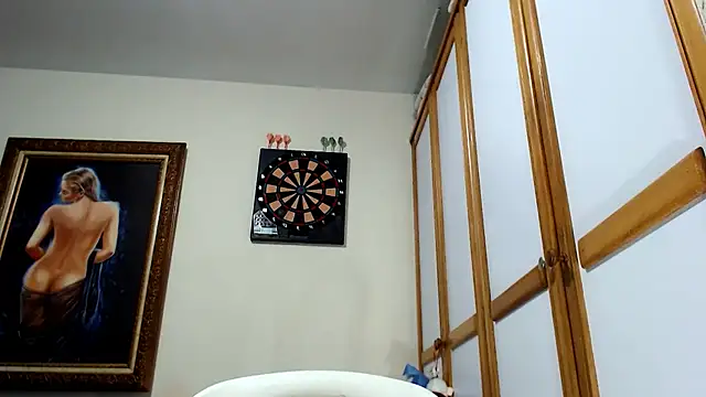 Snapshot of nicolay_74 chatting on 10/29/25, 09:05 nicolay 74 online show from 10/29/25, 09:05