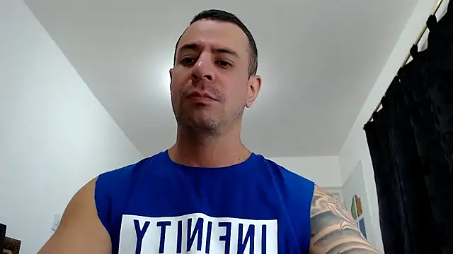 Snapshot of nicolay_74 chatting on 11/05/25, 12:38 nicolay 74 online show from 11/05/25, 12:38