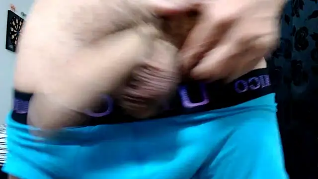 Snapshot of nicolay_74 chatting on 12/05/25, 12:41 nicolay 74 online show from 12/05/25, 12:41