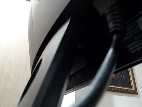 Snapshot of nicolay_74 chatting on 12/05/25, 02:25 nicolay 74 online show from 12/05/25, 02:25