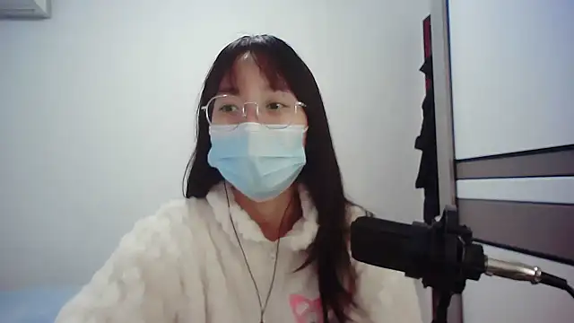 Snapshot of 2more-ss chatting on 03/15/25, 02:46 2more-ss online show from 03/15/25, 02:46